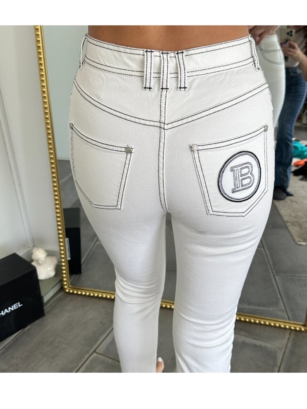 Balmain Women's Skinny Jeans in white! With a black label on a packet! Size 40 - Picture 4 of 10